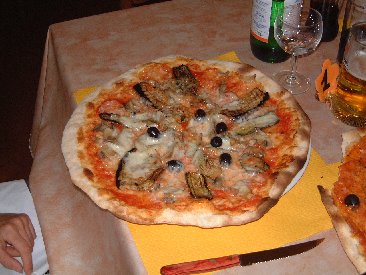 Pizza sfornata al momento