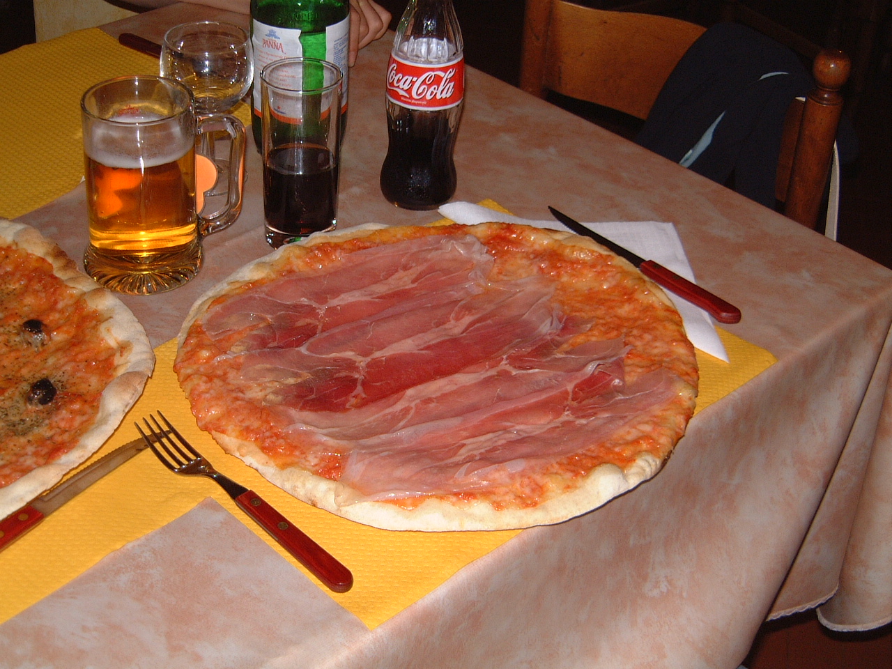 Pizza sfornata al momento